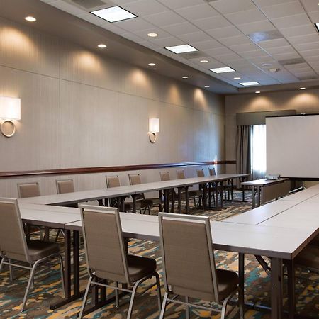 Residence Inn Kansas City Airport Екстериор снимка