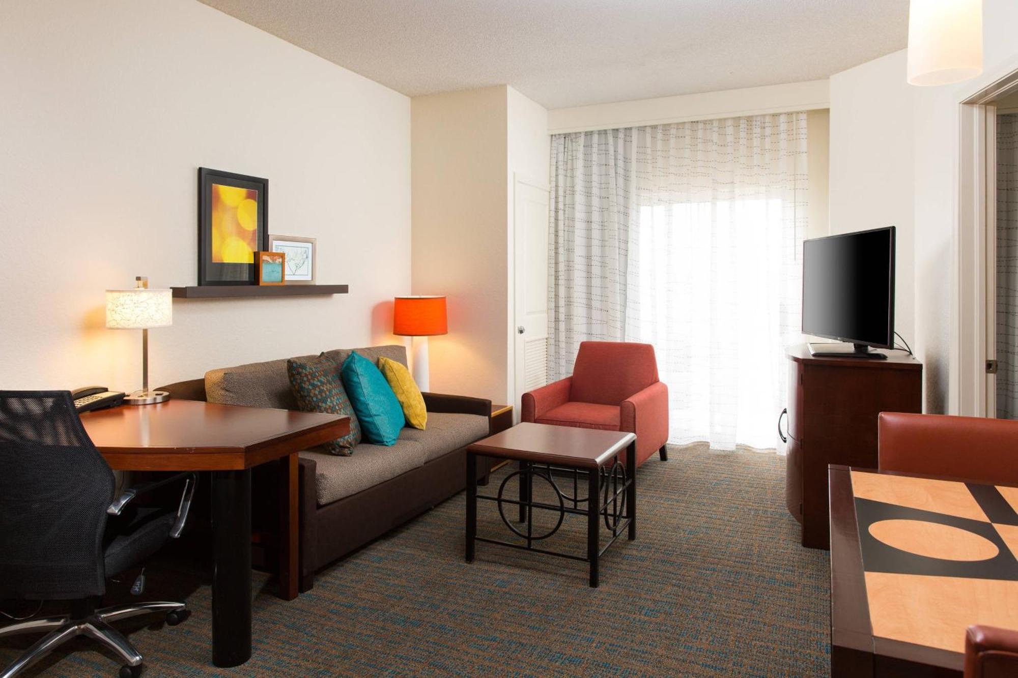Residence Inn Kansas City Airport Екстериор снимка