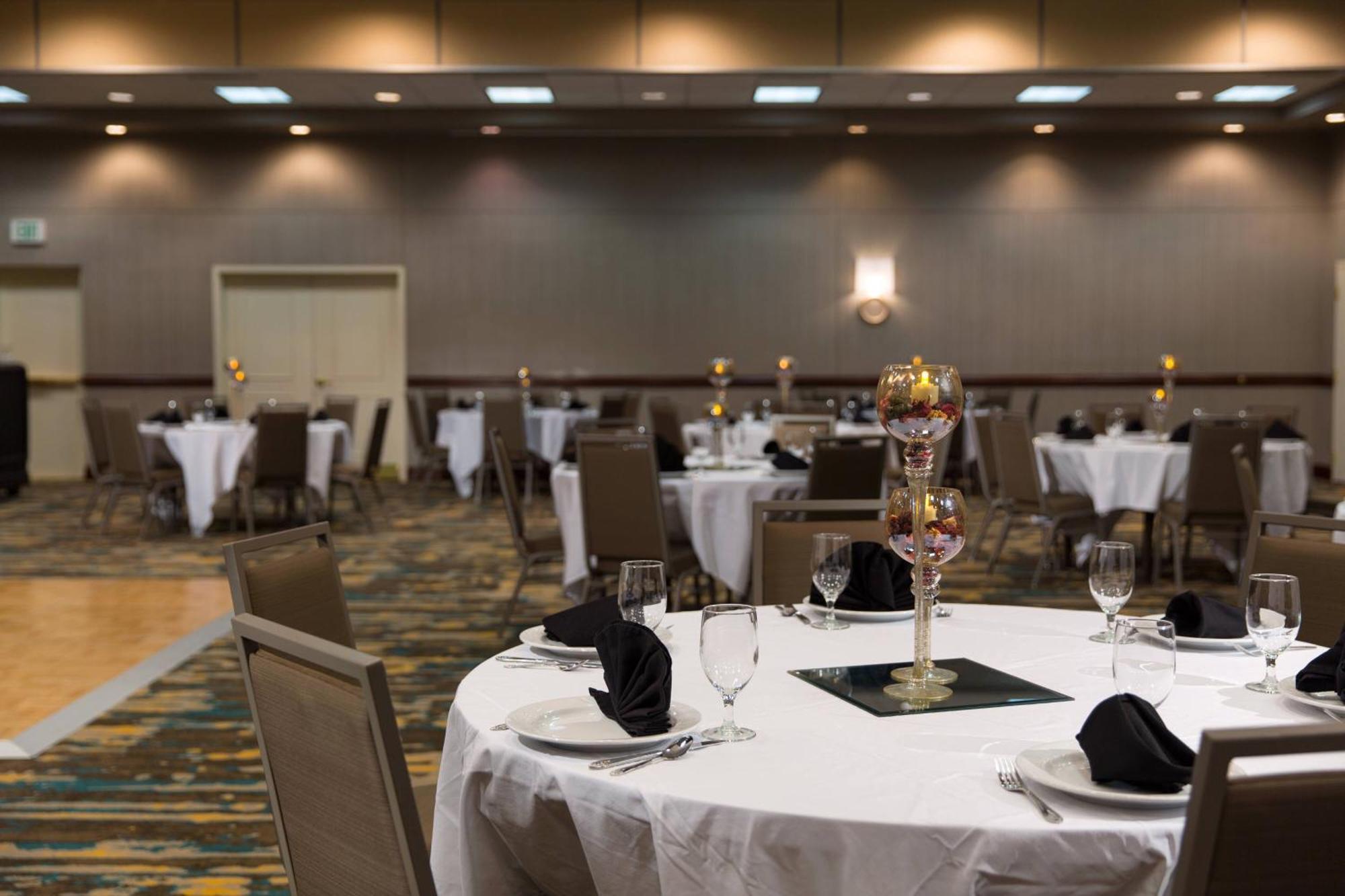 Residence Inn Kansas City Airport Екстериор снимка