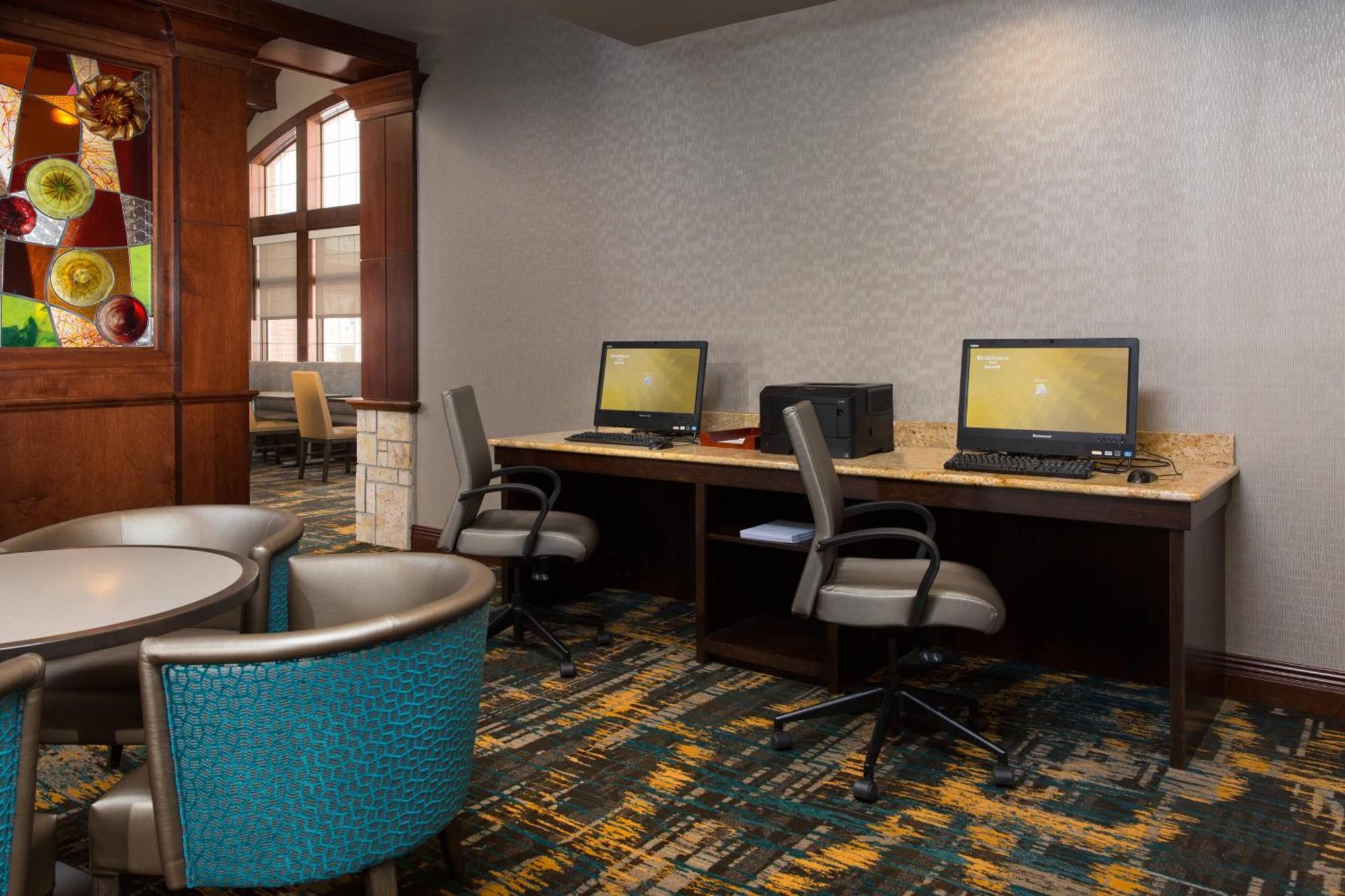 Residence Inn Kansas City Airport Екстериор снимка